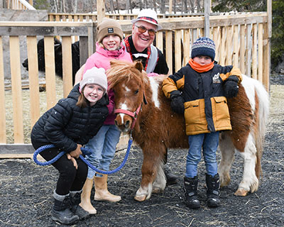 MINI FERME SUR LES LIEUX MINI FERME SUR LES LIEUX